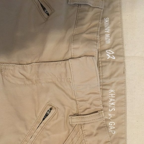 GAP Skinny Mini Khakis, Size 2 - Picture 7 of 7